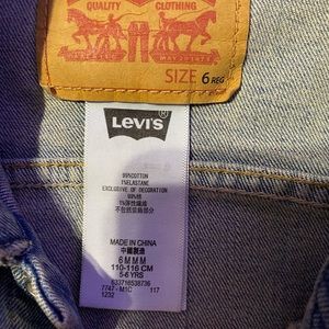 Girls Levi’s Jean jacket size 6